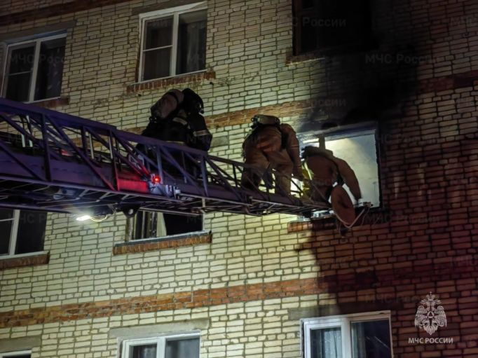 В Ефремове из огня спасли 26 человек, 1 пострадал