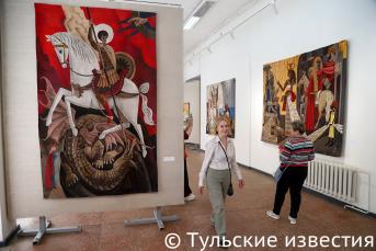 Выставка Андрея Мадекина «Гобелены и живопись»
