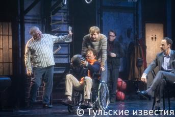Спектакль «12» в постановке Никиты Михалкова