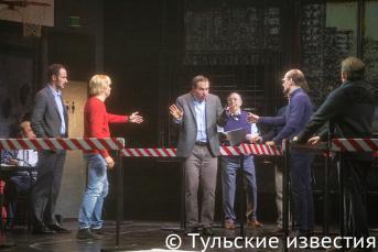 Спектакль «12» в постановке Никиты Михалкова