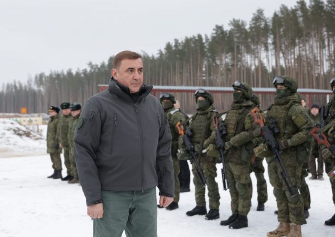 Алексей Дюмин встретился с мобилизованными туляками на полигоне в Рязанской области