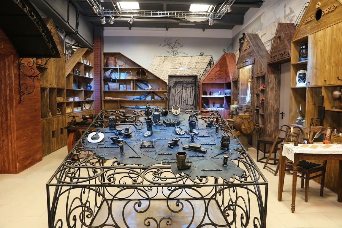 12-kustarnyj_antimuzej