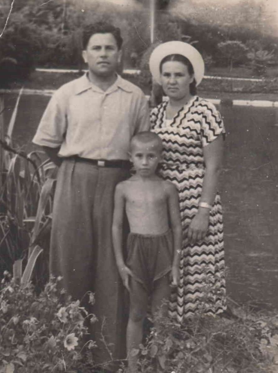 pastukhov0005_page-0001