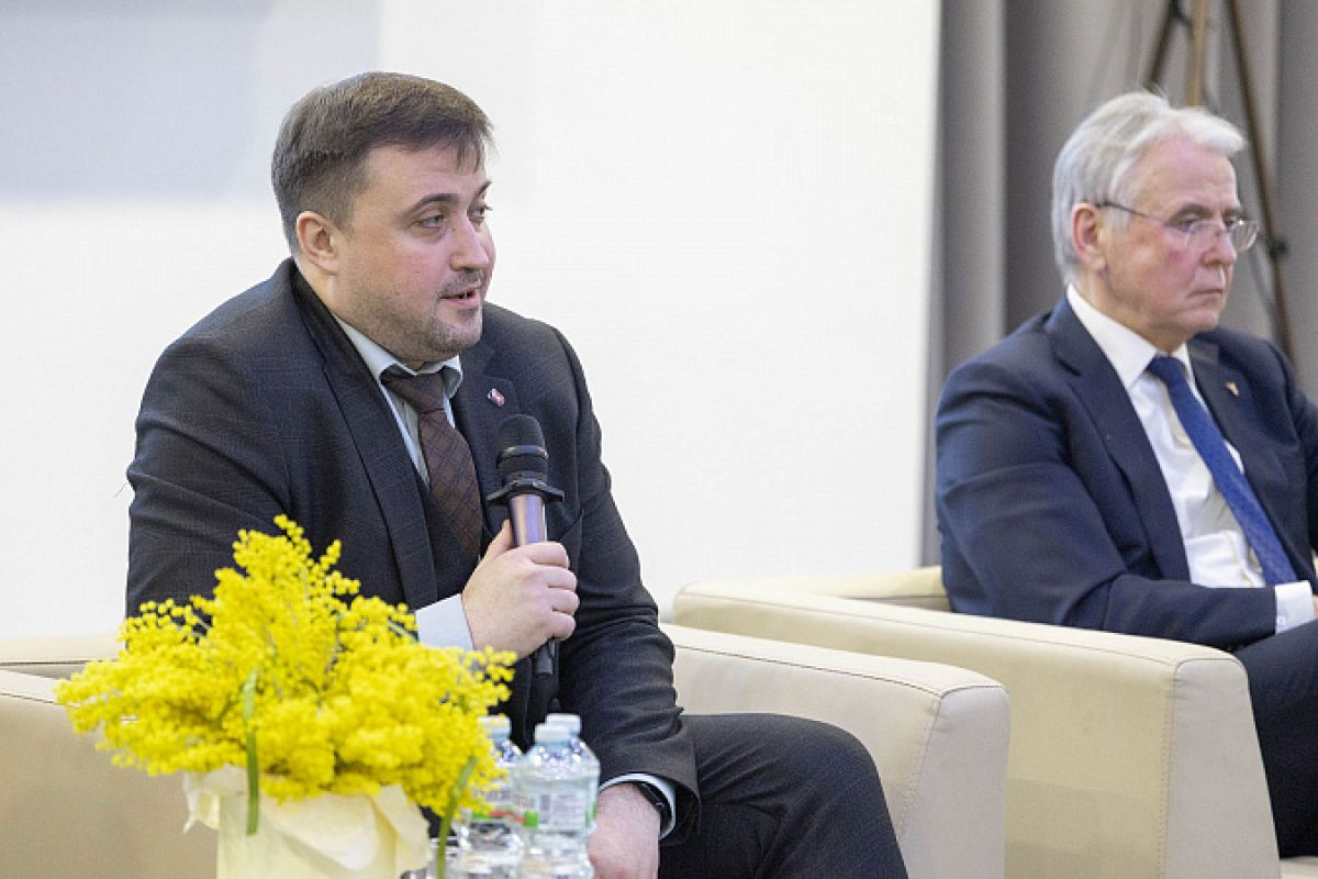 y2kvvjj6uzp60h51s29933kysybfiwr1