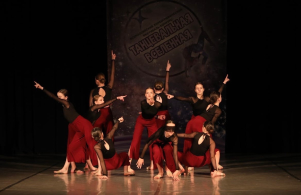 Щекинские танцоры успешно выступили в Калуге