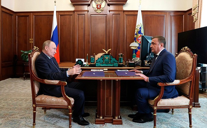 Владимир Путин: Тульская область показывает хорошие результаты развития