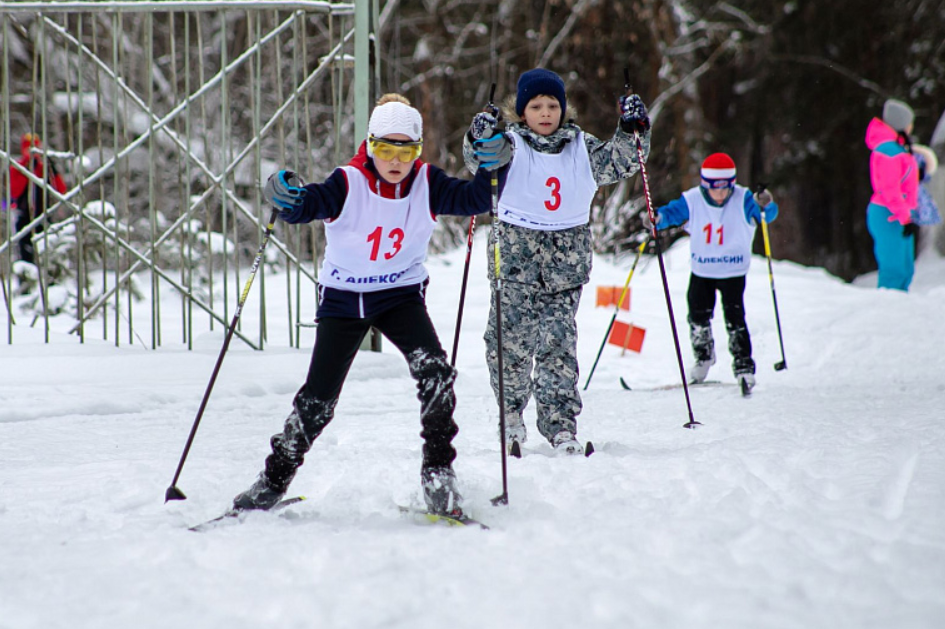 В Алексине прошла Рождественская лыжная гонка