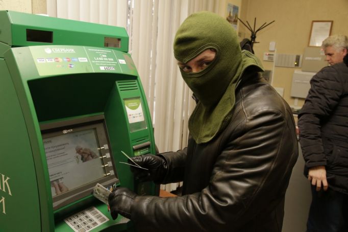 Телефонные мошенники украли у жителей Тульской области больше 4 млн рублей 