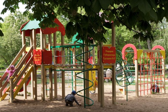 Тульский губернатор определился, кому подарит еще 38 детских площадок