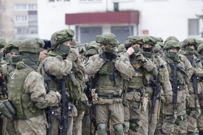Юные жители Чернского района собрали посылки для российских солдат