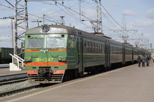 На некоторых железнодорожных маршрутах в Тульской области увеличат число пассажирских вагонов .