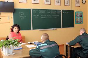Девятиклассники Алексинской ВК сдали математику.