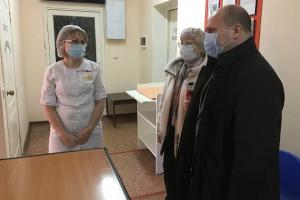 Дмитрий Марков проверил в Киреевске работу инфекционного госпиталя и поликлиники .