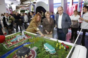 Министр культуры РФ посетила стенд Тульской области на выставке-форуме «Россия».
