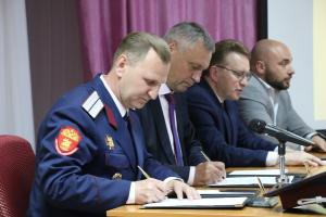 В Новомосковске заключено соглашение между казаками и военно-историческим обществом.