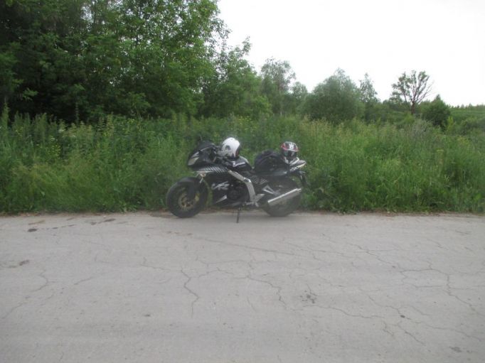 В Тульской области по вине мотоциклиста-лихача пострадала девушка