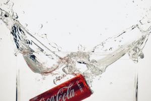 Компания Coca-Cola после ухода из России потеряла 195 млн долларов.