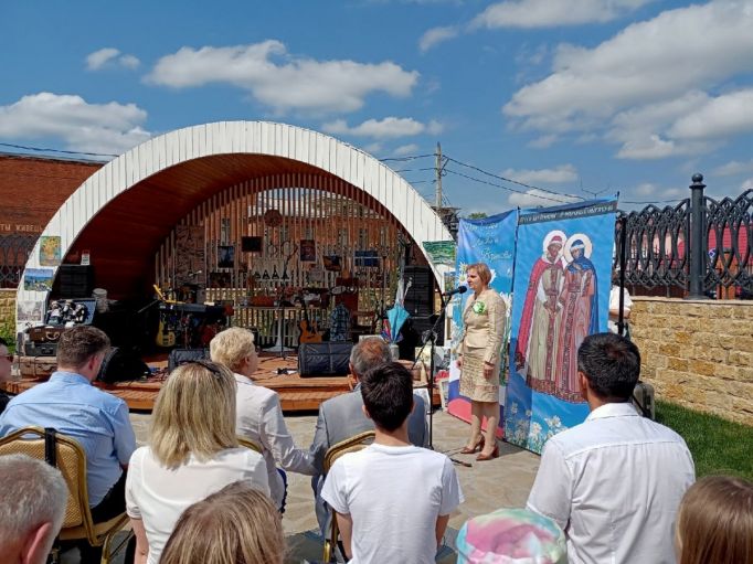 В Туле состоялось открытие фестиваля, приуроченного ко Дню семьи, любви и верности
