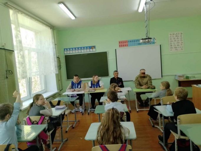 Глава новогуровского «Боевого братства»: Дети тоже вносят посильную лепту в поддержку наших бойцов
