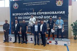 Трое тульских спортсменов прошли отбор на первенство России по греко-римской борьбе.