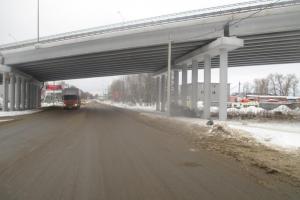 В Новомосковске погиб мужчина, врезавшись в опору моста на автомобиле .