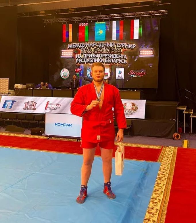 Тульский самбист успешно выступил на международном турнире