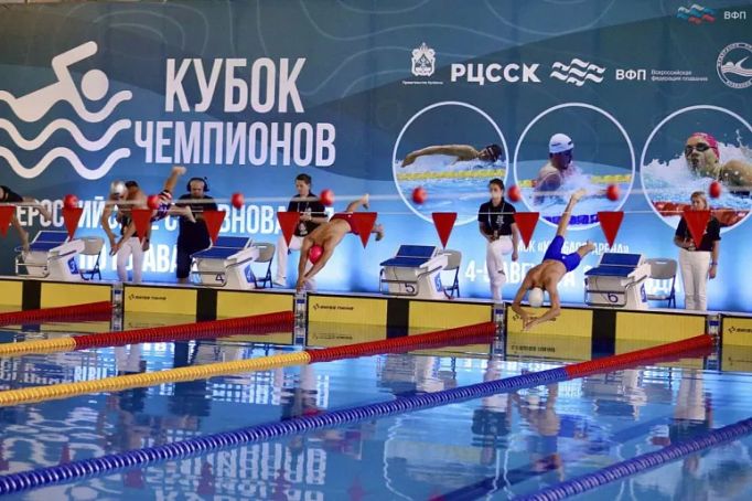 Две медали завоевал туляк на Всероссийских соревнованиях по плаванию 