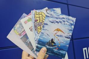 Благотворительные открытки с детскими рисунками можно купить в отделениях Почты в 60 регионах России.