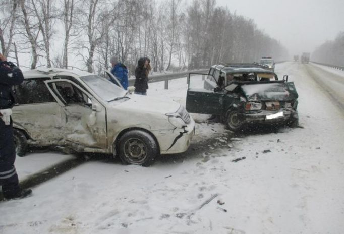 В Тульской области столкнулись 5 машин: есть погибшие