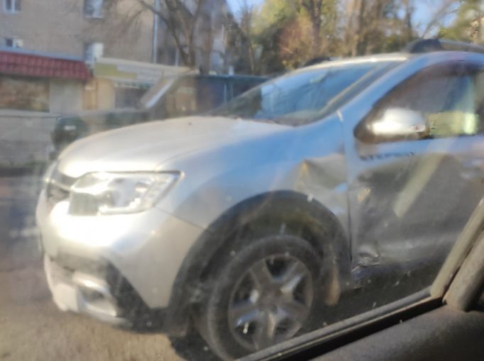 В Туле образовалась большая пробка из-за ДТП на Макаренко
