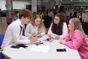 Талантливой молодежи предлагают побороться за премию правительства Тульской области.