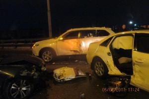 В Туле сразу три авто попали в аварию.