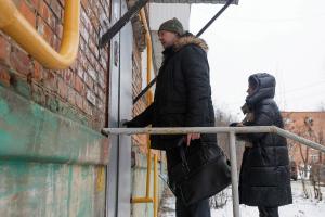 В Первомайском после жалоб жильцов губернатору устраняют проблемы с отоплением.