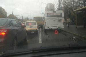 На проспекте Ленина в Туле столкнулись два автобуса.