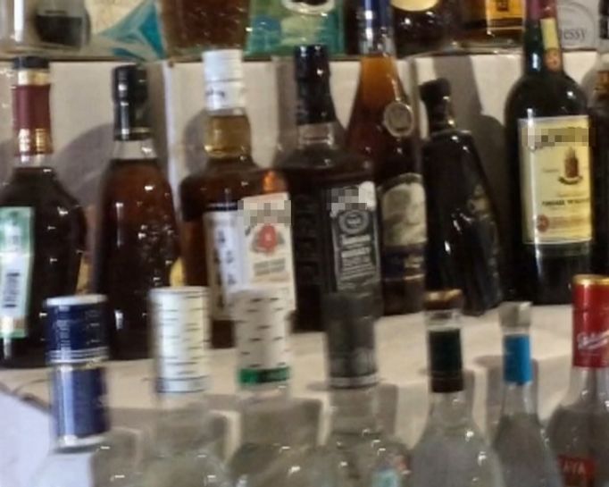 В Новомосковске обнаружен склад 120 тыс.бутылок поддельного алкоголя 