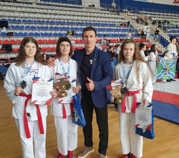 Юные туляки завоевали медали на Всероссийских соревнованиях по рукопашному бою