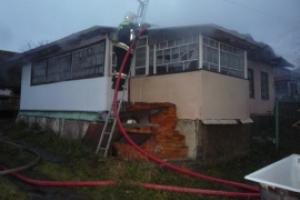 При пожаре на даче в Тульской области пострадал человек.