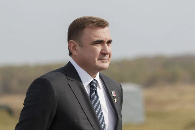Жителей Алексина, Узловой, Дубны поздравил губернатор Алексей Дюмин 