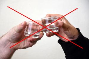 Тульский Роспотребнадзор предупреждает об алкоголе, вызвавшем 8 смертей в других регионах.