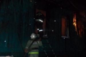 Дачный дом в Туле остался без кровли из-за пожара .