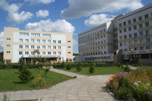 Более 100 пациентов осмотрели врачи во время очередного дня открытых дверей в Тульской детской областной больнице .