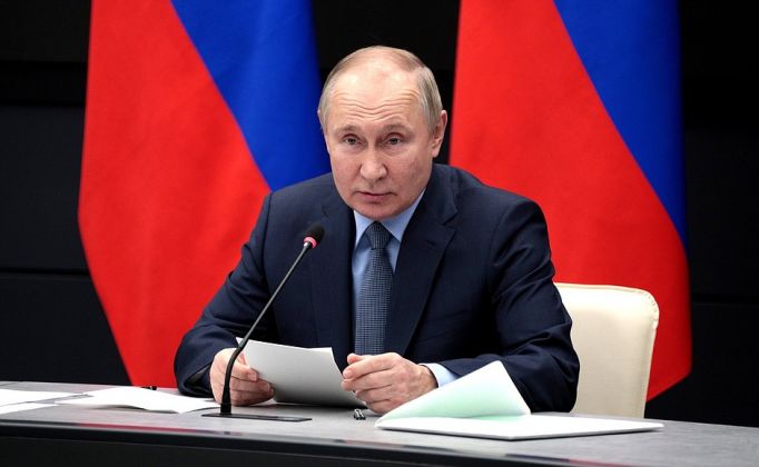 Владимир Путин: Рассчитываю, что и в 2023 году гособоронзаказ будет выполнен