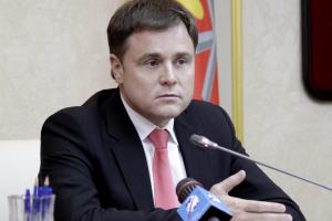 Груздев рассказал "Коммерсант FM" о деньгах, оборонке и православии.
