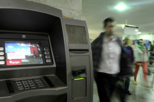За сутки в Тульской области ограбили два банкомата.
