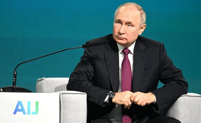 Владимиру Путину доверяют почти 79% россиян
