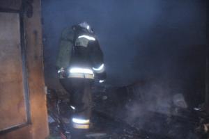 Вечером четверга в Ефремовском округе горел гараж.
