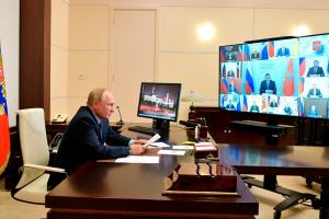 Алексей Дюмин принял участие во встрече Президента России Владимира Путина с избранными главами регионов.