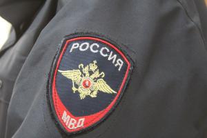 В Новомосковске полицейские раскрыли кражу телефона.