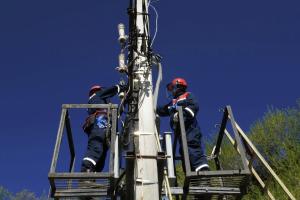 Тульские энергетики восстанавливают электроснабжение в 5 муниципалитетах.