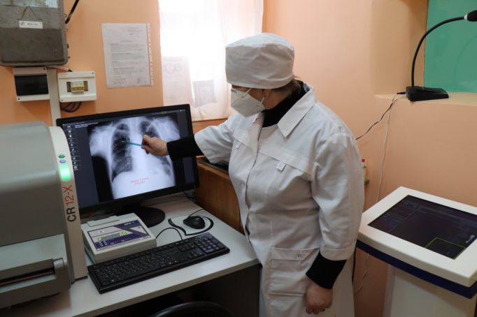 В Тульской области медикам назначена дополнительная выплата в 15 тысяч рублей